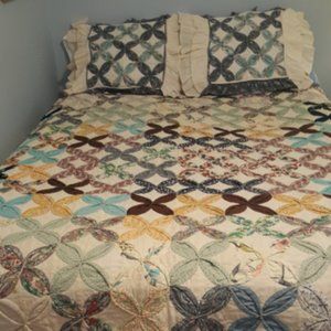 Vintage Hand-Stitched Quilt and 2 Pillow Shams